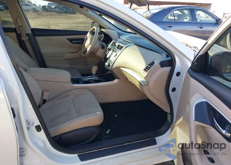 2015 Nissan Altima 2.5/2.5 S/2.5 Sl/2.5 Sv z USA, uszkodzony, nr VIN 1N4AL3AP1FC243676